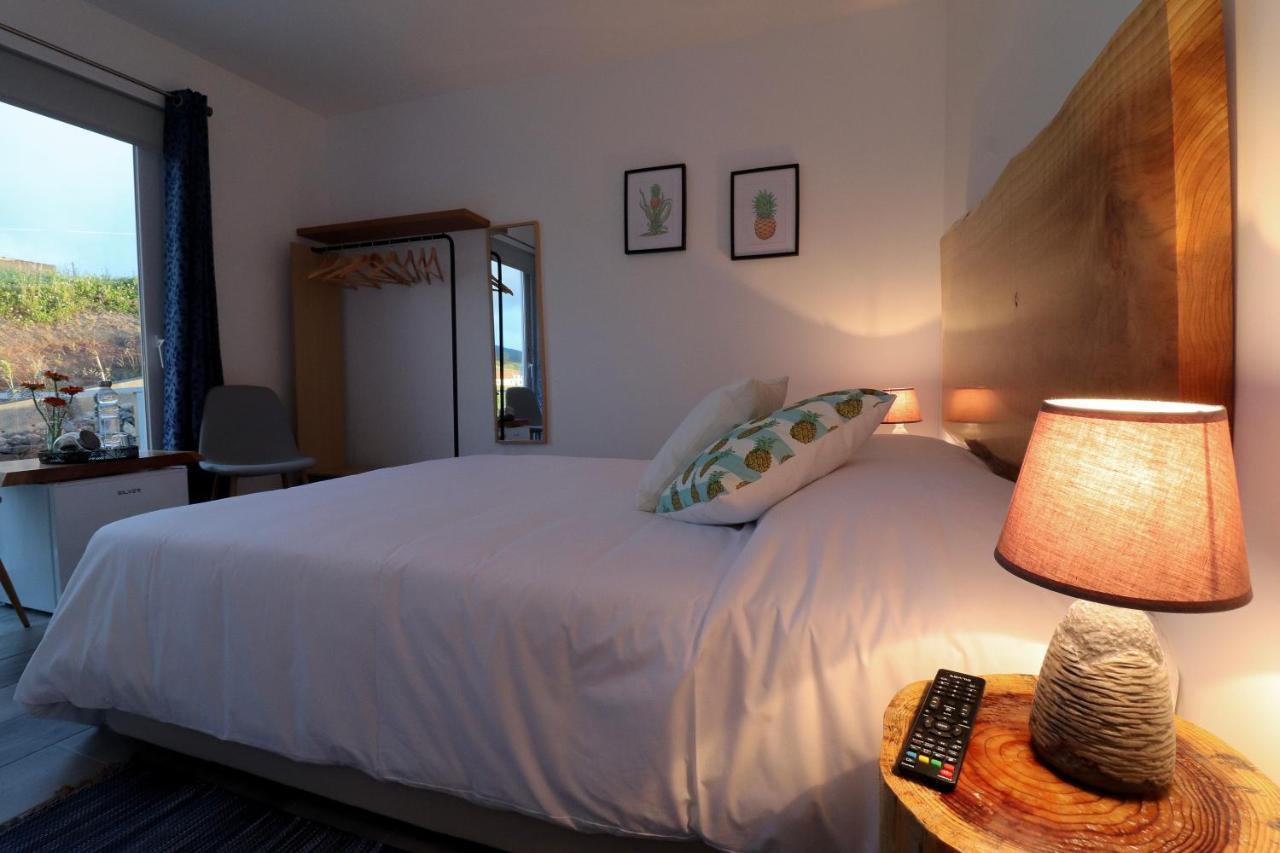 Casa Baleia A Vista Bed & Breakfast Algarvia Екстериор снимка
